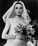 Arianos Grande vestuvių uždangą įkvėpė Audrey Hepburn filme „Juokingas veidas“