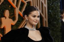 Selena Gomez porte une robe Oscar de la Renta aux SAG Awards 2022