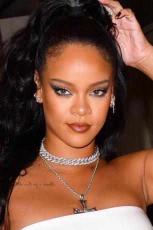 Ņujorka, 13. oktobris Rihanna ierodas Playstation teātrī Taimskvērā 2019. gada 13. oktobrī Ņujorkā, fotogrāfija: James Devaneygc